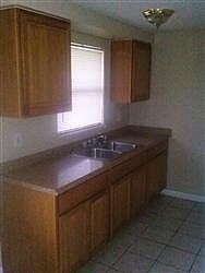 3rd image of 4704 E Curtis St