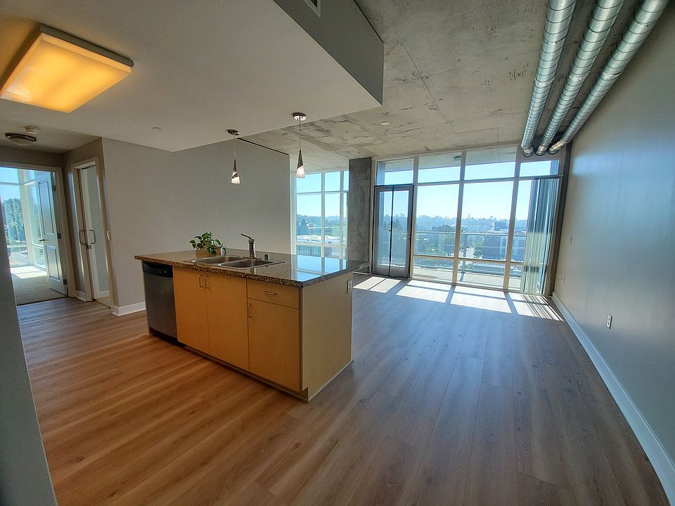 1st image of 1080 Park Blvd Unit 907