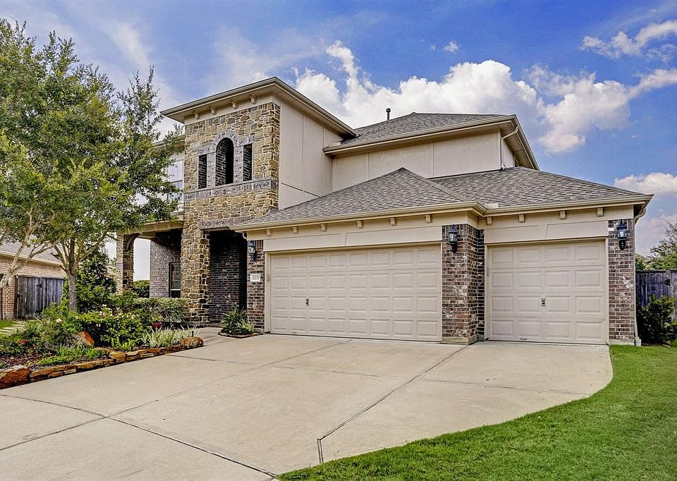 1st image of 10230 Kessler Cove Ln
