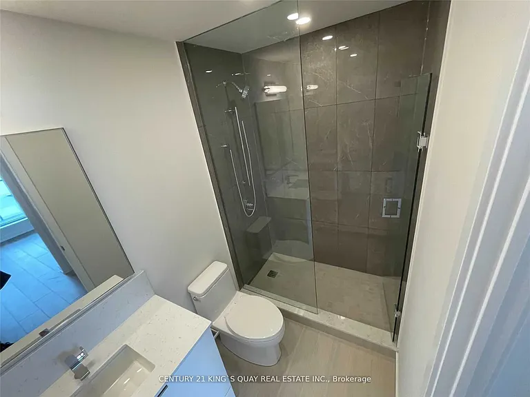 28 Freeland St #2702 — Photo 11
