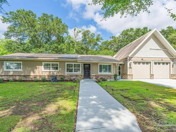 4708 Dean Dr, Pace, FL 32571