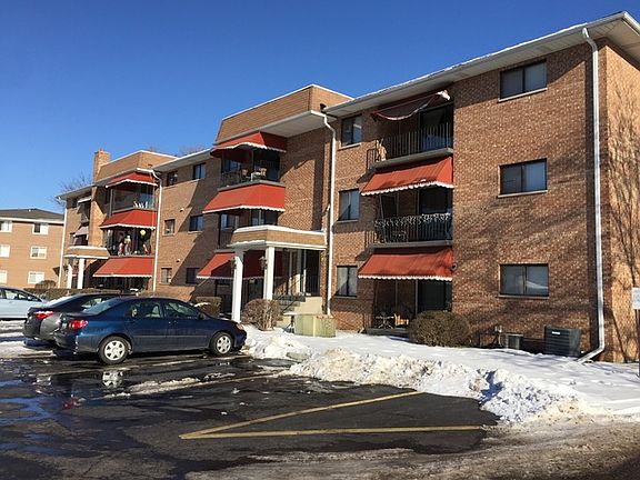 2nd image of 10338 Parkside Ave APT 14