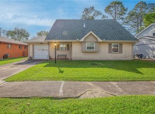 129 Hazel Dr, River Ridge, LA 70123