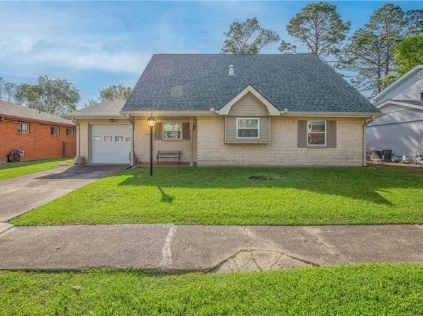 129 Hazel Dr, River Ridge, LA 70123
