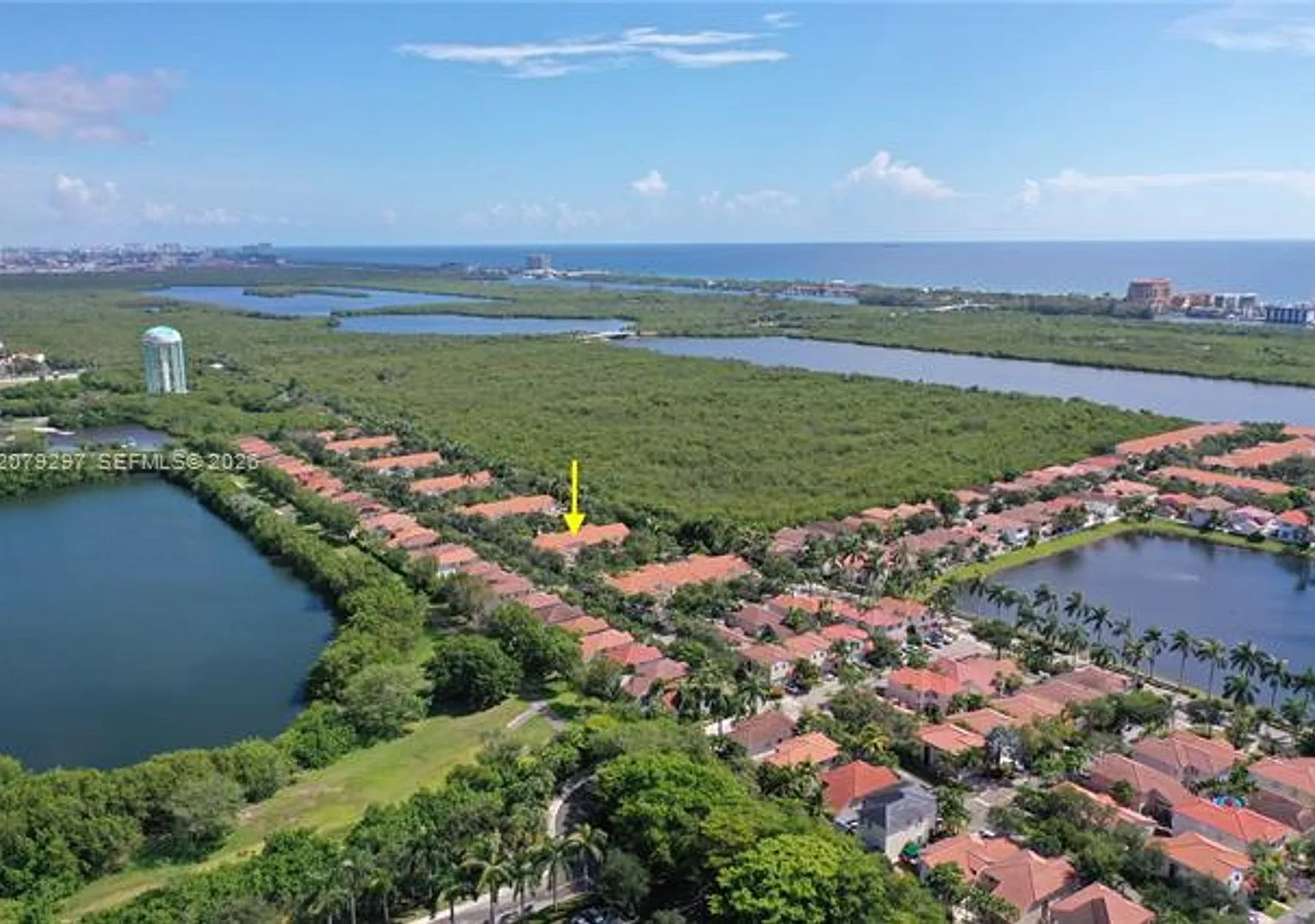 1135 Cliffrose St th 1135, Hollywood, FL 33019 — Photo 3