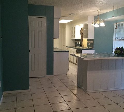 5th image of 7534 Barryhill St