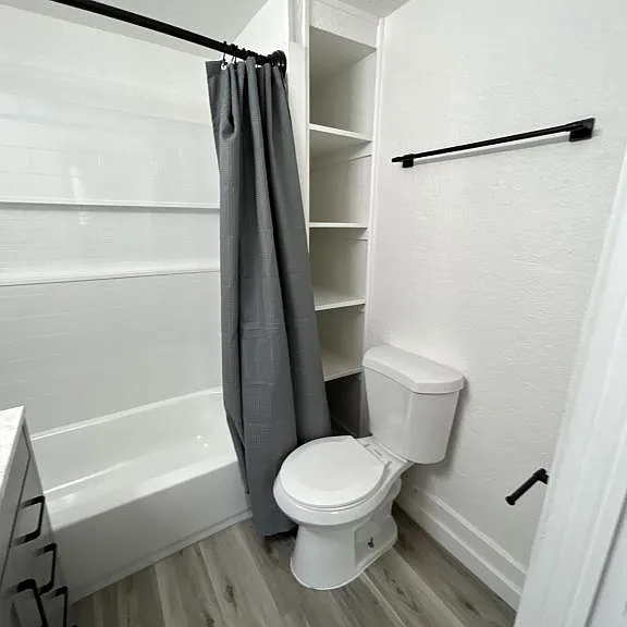 2102 Jefferson Ave — Photo 18