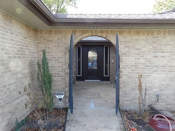 3rd image of 9525 S Allen Dr
