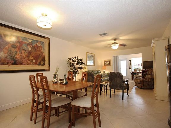 4th image of 1636 S Lake Ave APT 3