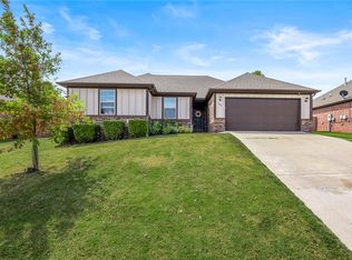 440 Trieste Dr, Centerton, AR 72719