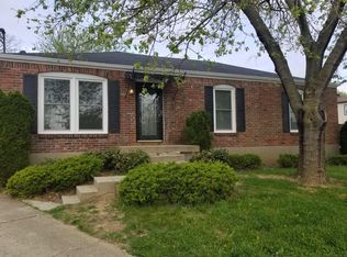 4504 Saint Claude Ct, Jeffersontown, KY 40299