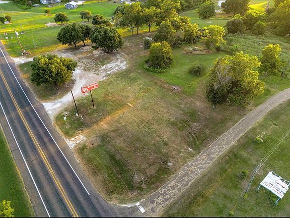 4th image of N Commerce St