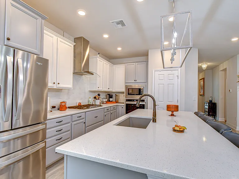 15371 Caravan Ave — Photo 11