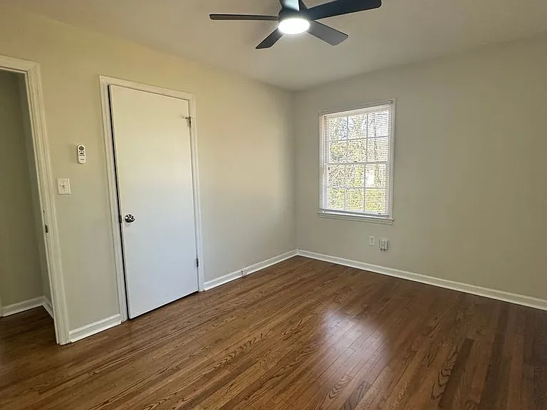 51 Lawanna Dr — Photo 19