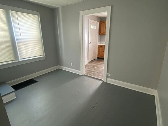 4th image of 1323-1325 Atcheson St