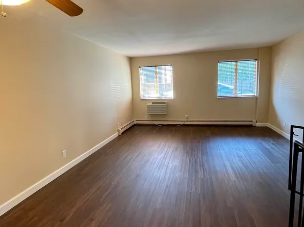 106 Battery Avenue 101 image 3 of 13