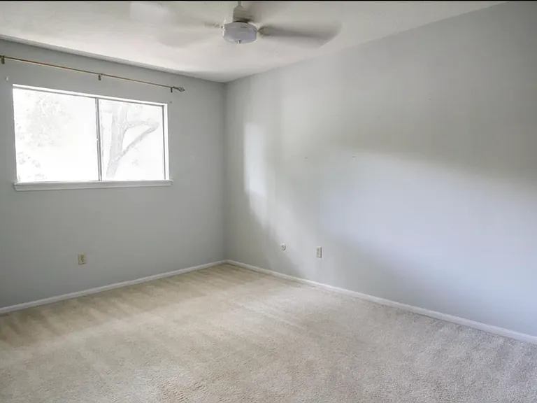 5938 Foresthaven Dr — Photo 14
