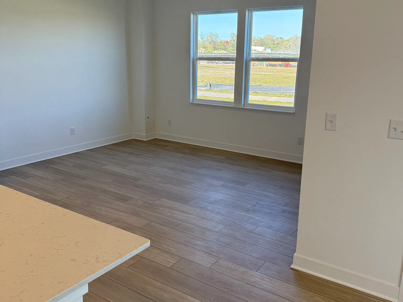3 bed, 1781 sqft, $2,200 — Photo 2