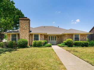 613 Hidden Brooke Dr, Desoto, TX 75115