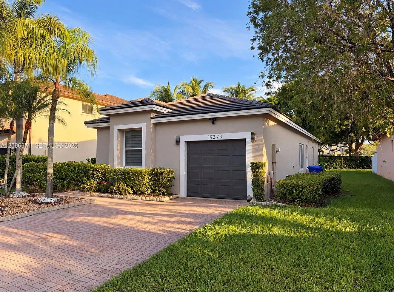 4 bed, 1540 sqft, $4,100 — Photo 4