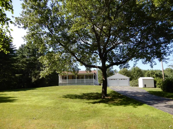 93 Dow Road, Gorham, ME 04038