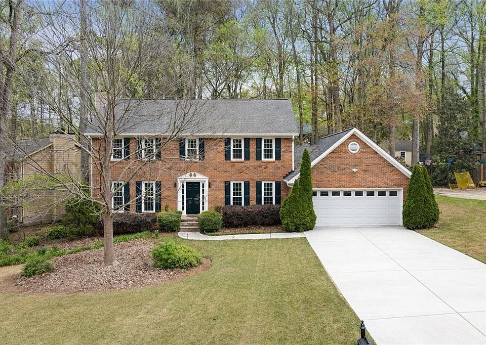 1st image of 2859 Creek Ct SW
