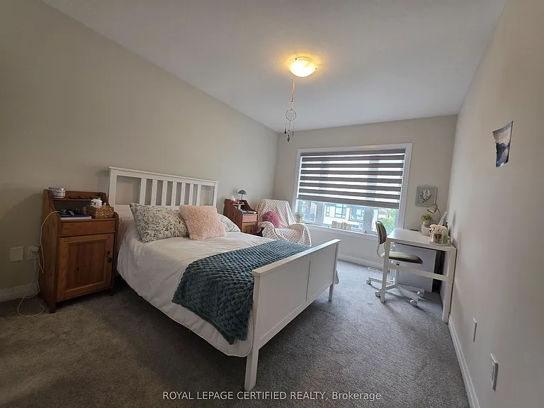 9 Valencia Ave — Photo 10