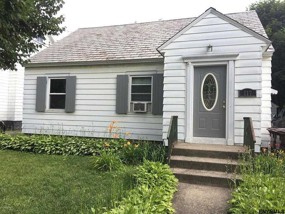 1st image of 117 Sanford St