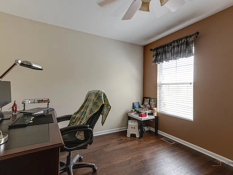 533 Plaza Pl — Photo 28