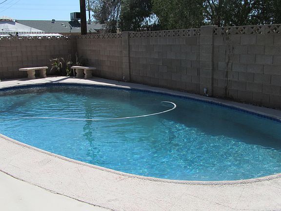 2nd image of 3913 W Orangewood Ave