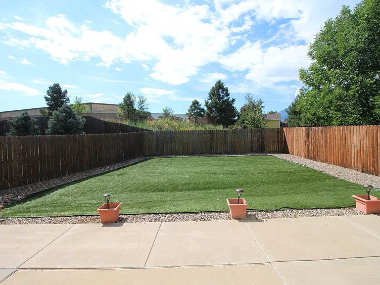 1175 Hill Mesa Ct — Photo 35