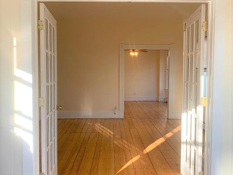 547 Broadway #2 — Photo 9