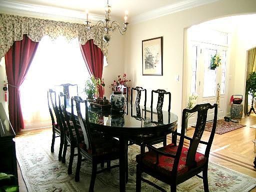 5th image of 1232 Laura Ln