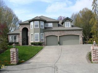 2359 SW Thomas Pl, Gresham, OR 97080
