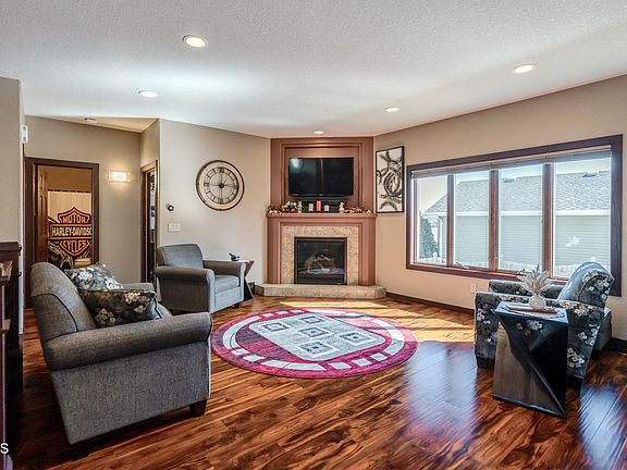 4th image of 3809 Valcartier St