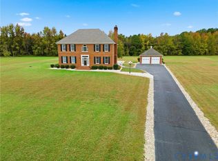 2004 Cold Cheer Dr, Tappahannock, VA 22560