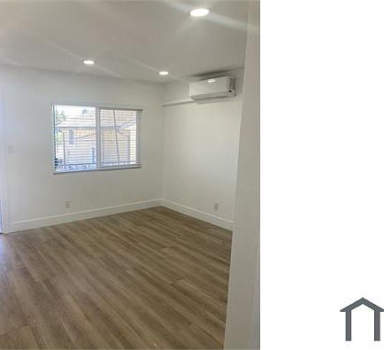2nd image of 1101 W 106th St #8