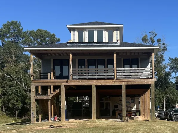 6601 April Bayou Dr, Biloxi, MS 39532