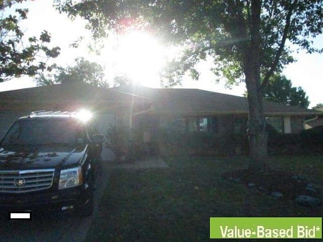 1st image of 6921 Penhurst Dr