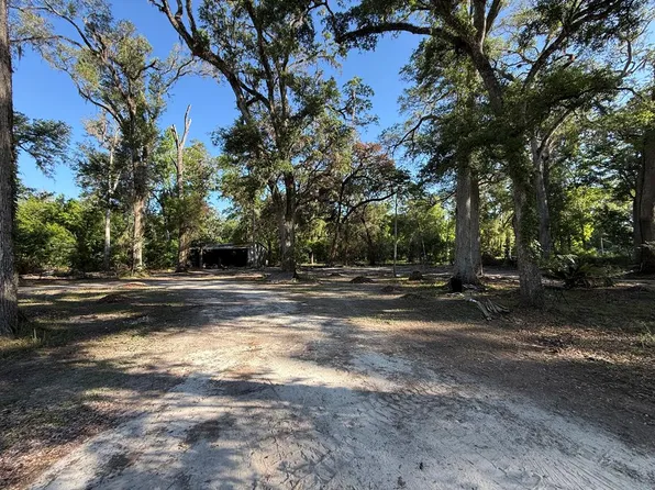 200 NE 197th Ave, Old Town, FL 32680
