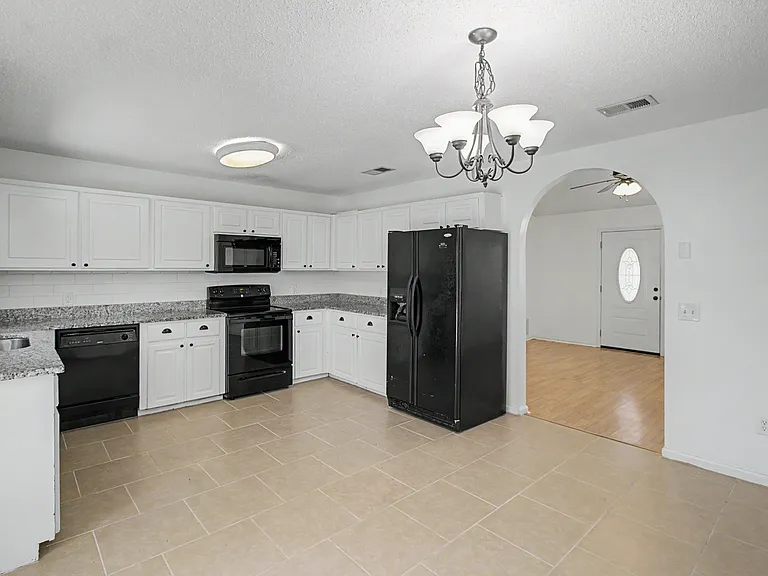 219 Kevin Rd — Photo 9