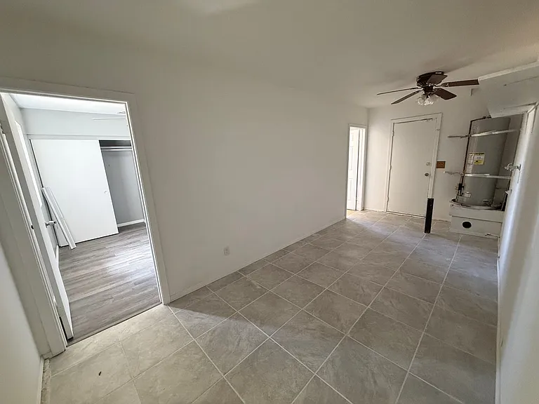 44466 Meadow Grove St — Photo 13