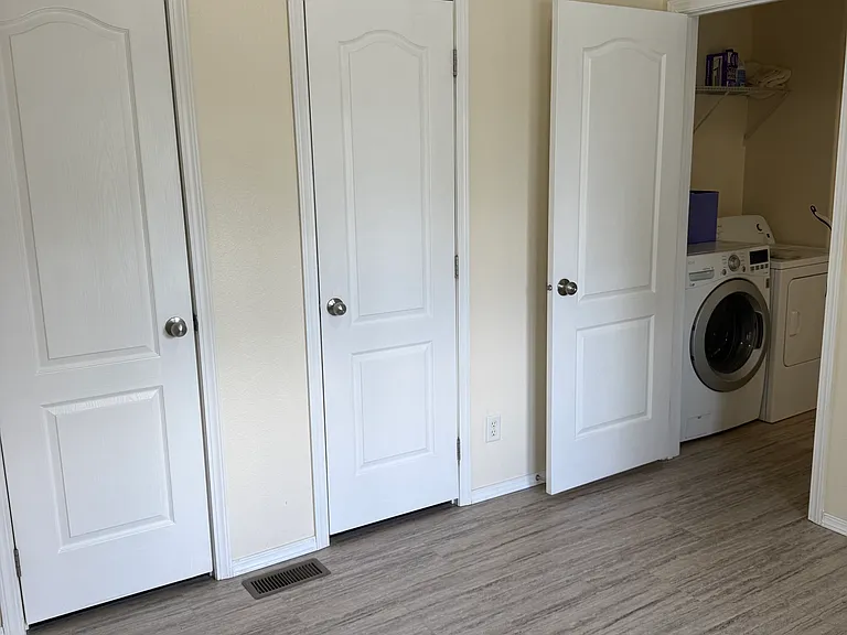 2115 W Arabian Ave — Photo 20