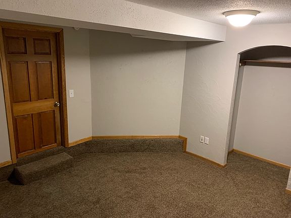 4th image of 509 13th St S #1