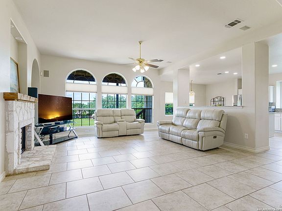 5th image of 25808 ECHO TERRACE