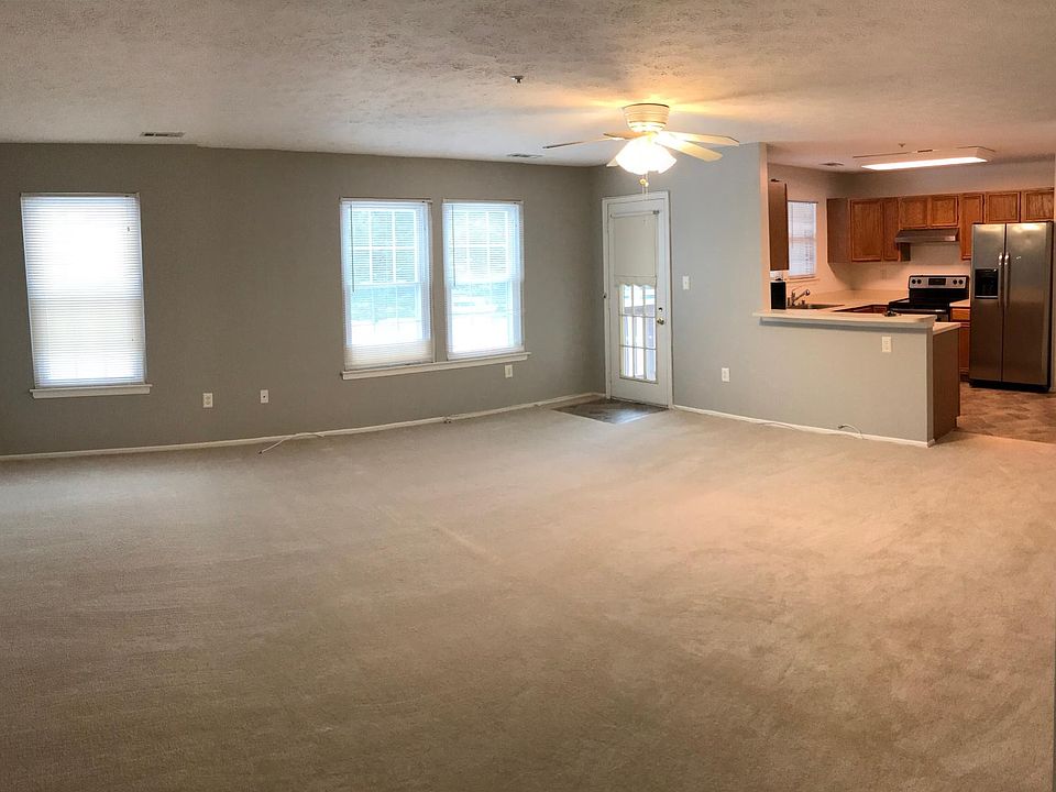 TURN KEY - New Carpet, New Paint
