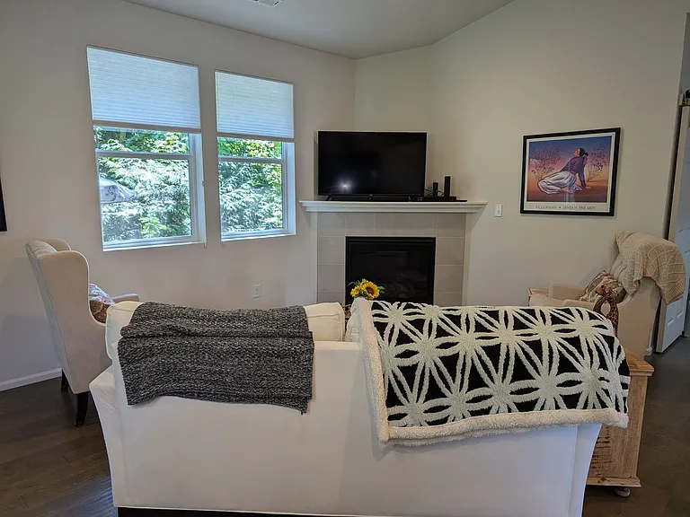 4848 Shelby Pl — Photo 6