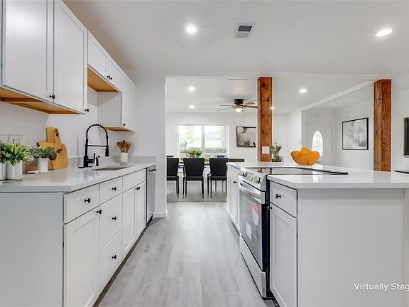 3rd image of 3118 N Calais St