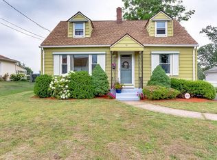 71 Chesterfield Ave, Springfield, MA 01118