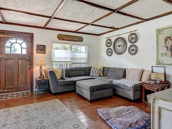 3rd image of 3891 Sands Ln